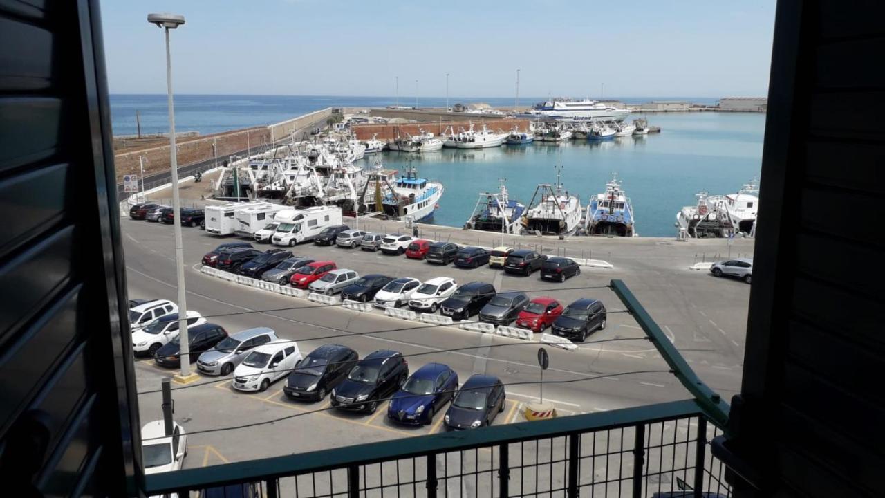 La Dimora Sul Porto Apartament